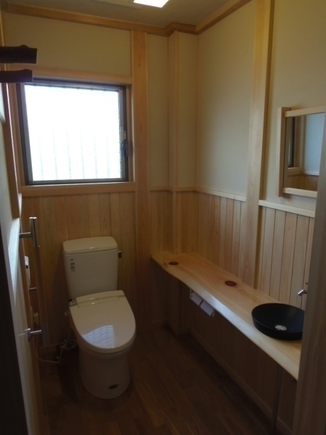岡崎福岡の家のトイレ